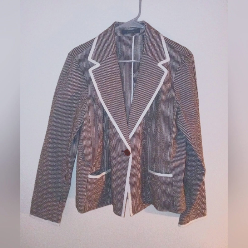 Liz Claiborne blazer